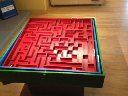 Giant Labyrinth Game